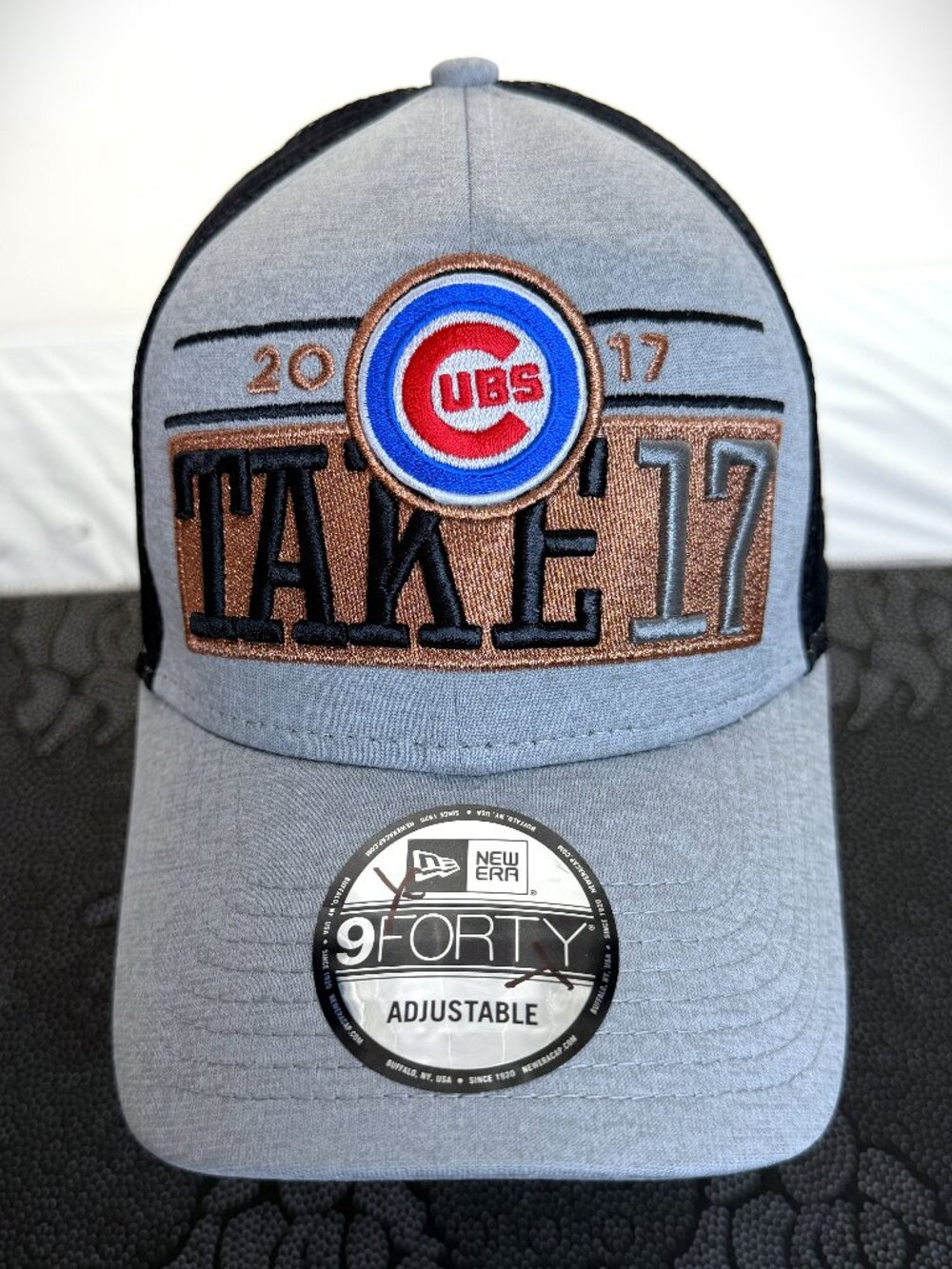 New Era 9FORTY Adjustable Chicago Cubs 2017 Take 17 Gray/Black Cap